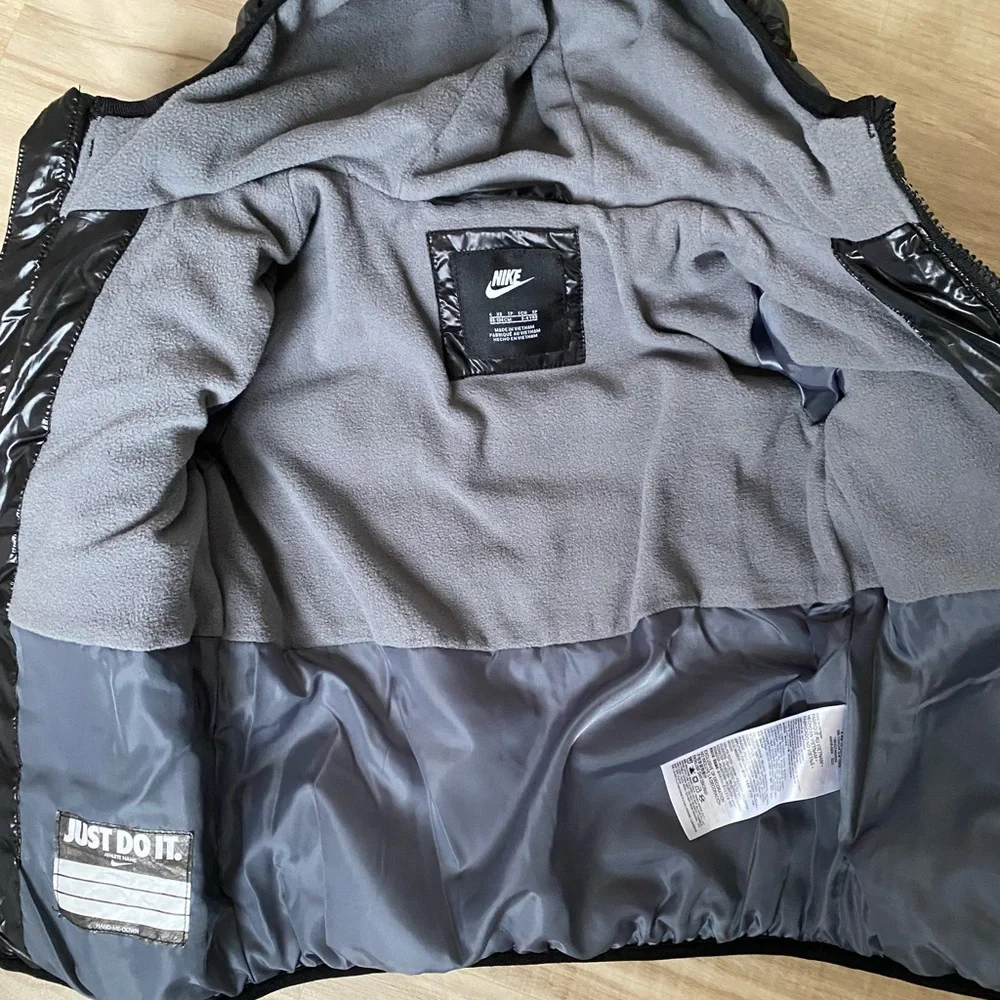 Nike puffer jacket